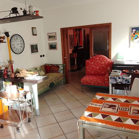ボルゴ・サン・ダルマッツォ Il Melograno Bed & Breakfast エクステリア 写真
